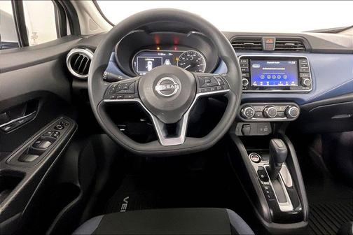 Aspen White 2025 Nissan Versa 1.6 SV
