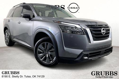 2024 Nissan Pathfinder SV