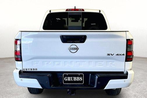 Glacier White 2024 Nissan Frontier SV