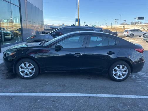 2015 Mazda Mazda3 i Sport