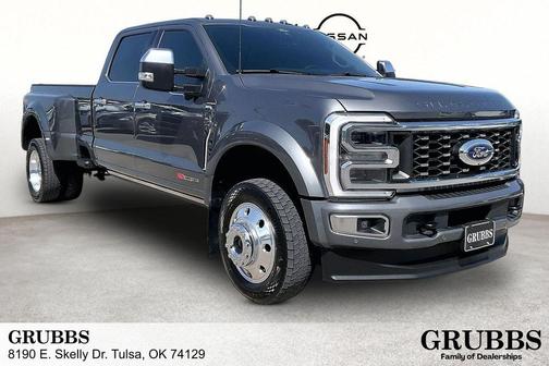 Gray Metallic 2025 Ford F-450 Platinum