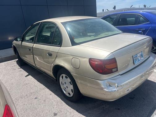 Silver 2002 Saturn SL