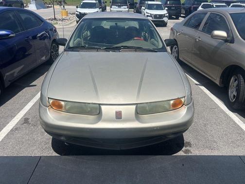 Silver 2002 Saturn SL