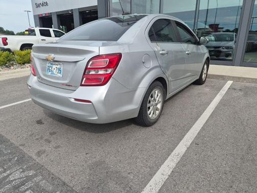 Silver Ice Metallic 2020 Chevrolet Sonic LT