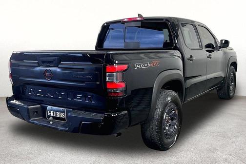 Super Black 2025 Nissan Frontier PRO-4X
