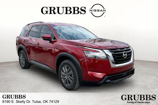 2022 Nissan Pathfinder SV