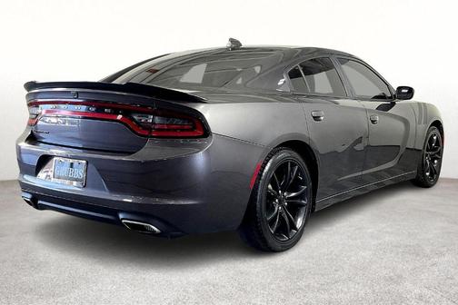 2016 Dodge Charger SXT