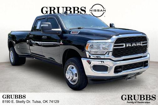 Diamond Black 2024 RAM 3500 Tradesman