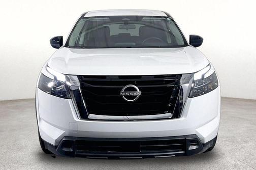 Glacier White 2025 Nissan Pathfinder S