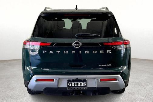 2022 Nissan Pathfinder Platinum