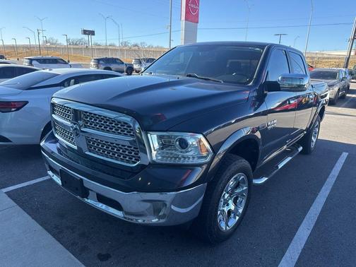 2016 RAM 1500 Laramie