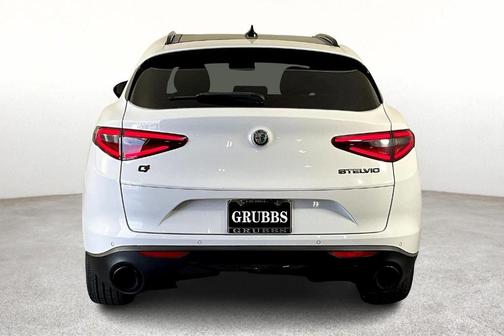 2019 Alfa Romeo Stelvio Base