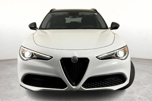 2019 Alfa Romeo Stelvio Base