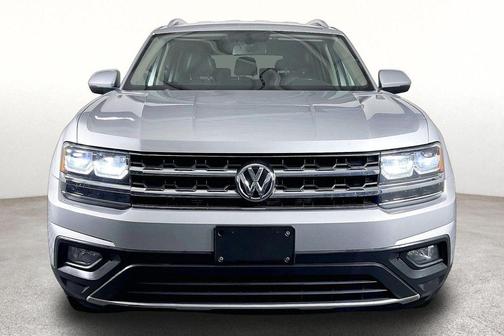 Reflex Silver Metallic 2018 Volkswagen Atlas 3.6L SE
