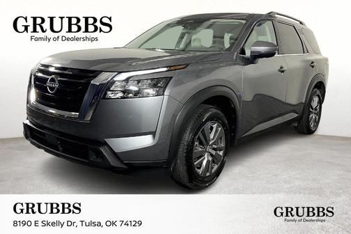 2024 Nissan Pathfinder SV