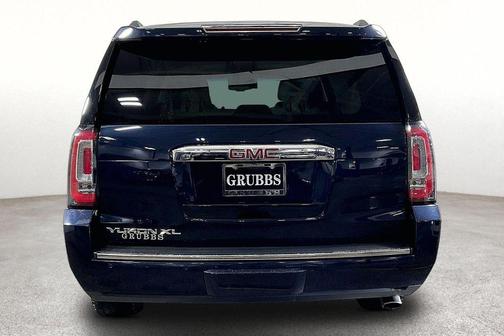 Dark Sapphire Blue Metallic 2019 GMC Yukon XL Denali