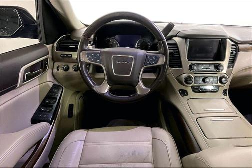 Dark Sapphire Blue Metallic 2019 GMC Yukon XL Denali