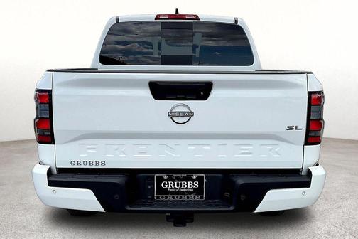 Glacier White 2024 Nissan Frontier SL