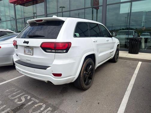 Bright White Clearcoat 2015 Jeep Grand Cherokee Altitude