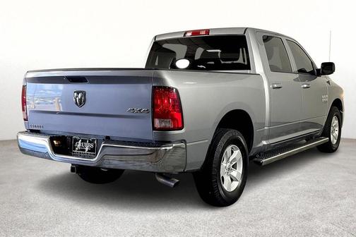 Billet Silver Metallic Clearcoat 2022 RAM 1500 Classic SLT