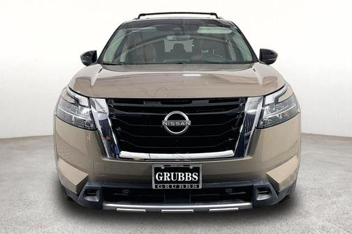 2t Tan Blk Roof 2024 Nissan Pathfinder Platinum