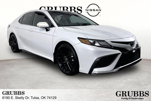 Pearl 2021 Toyota Camry XSE