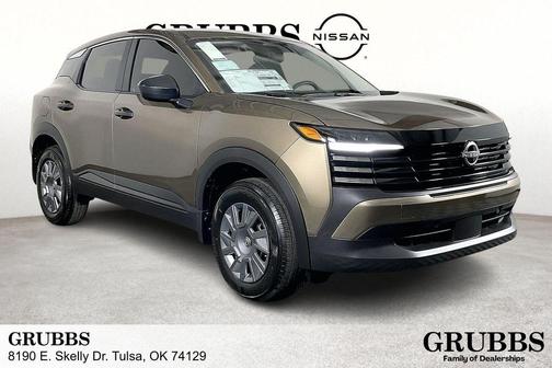 Canyon Bronze M 2026 Nissan Kicks S