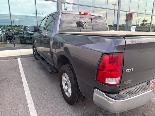 Granite Crystal Clearcoat Metallic 2022 RAM 1500 Classic SLT