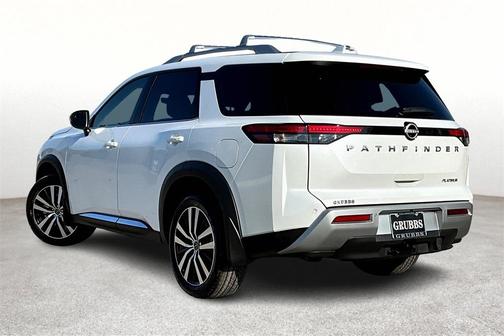 2025 Nissan Pathfinder Platinum