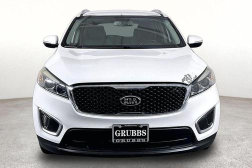 Snow White Pearl 2016 Kia Sorento LX
