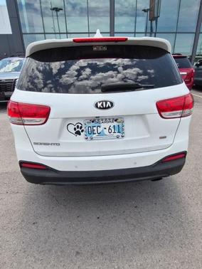 Snow White Pearl 2016 Kia Sorento LX