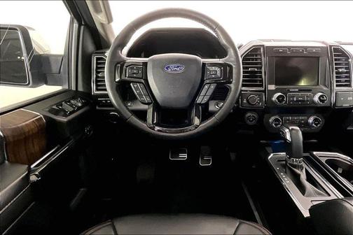 White Platinum Clearcoat Metallic 2019 Ford F-150 Lariat