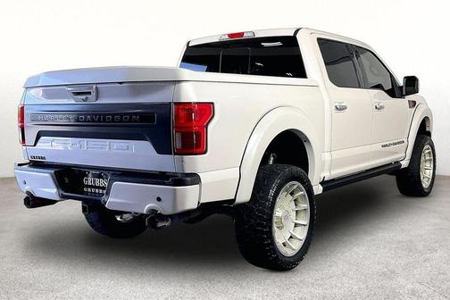 White Platinum Clearcoat Metallic 2019 Ford F-150 Lariat