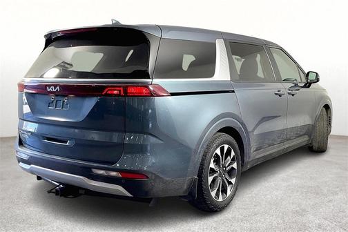 2022 Kia Carnival EX