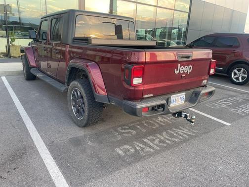 Snazzberry Pearlcoat 2021 Jeep Gladiator Overland