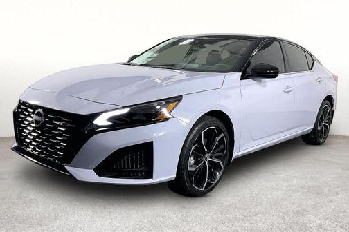 2t Gry Blk Roof 2026 Nissan Altima 2.5 SR