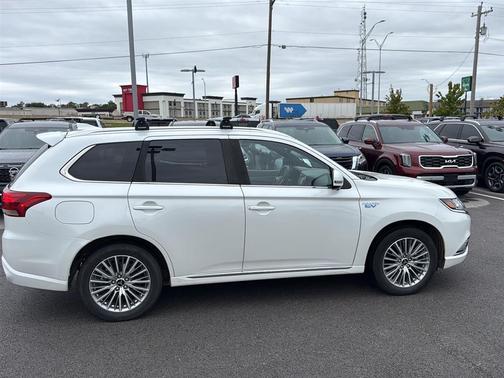 2020 Mitsubishi Outlander PHEV SEL