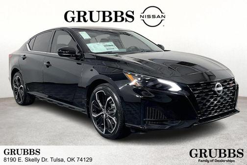 Super Black Clearcoat 2026 Nissan Altima 2.5 SR