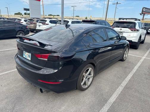 Quartz White Pearl 2018 Hyundai ELANTRA SEL