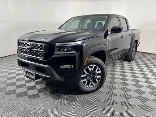 2024 Nissan Frontier SL