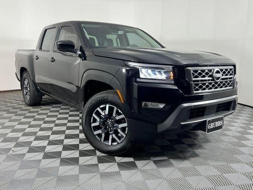 2024 Nissan Frontier SL