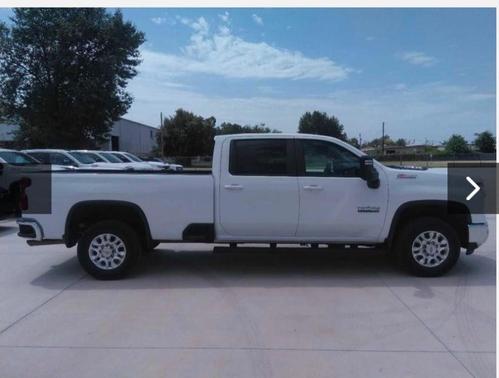 Summit White 2024 Chevrolet Silverado 2500 LT