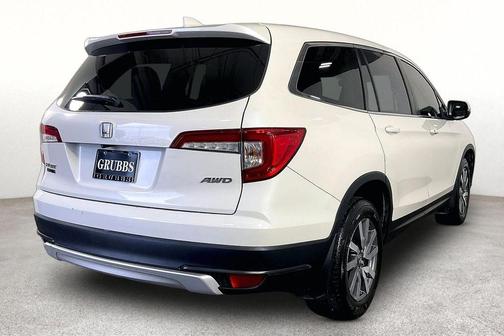 White Diamond Pearl 2019 Honda Pilot EX-L