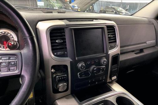 Blue Streak Pearlcoat 2016 RAM 1500 SLT