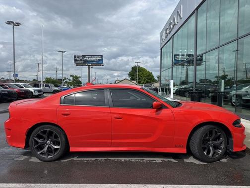 Go Mango! 2018 Dodge Charger SXT Plus