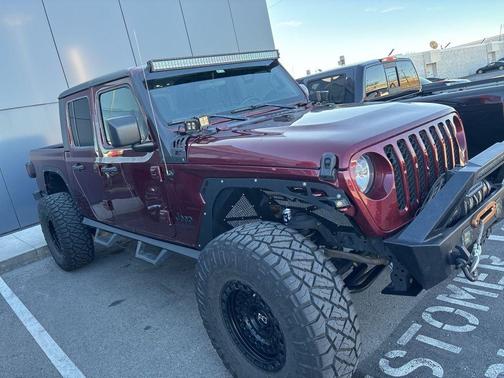 2021 Jeep Gladiator Sport