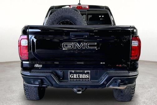 Onyx Black 2025 GMC Canyon AT4