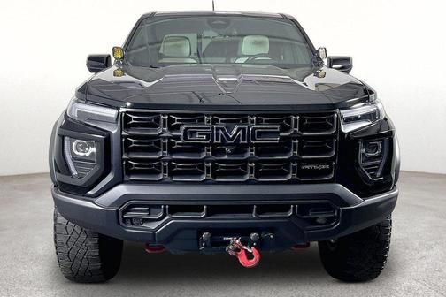 Onyx Black 2025 GMC Canyon AT4