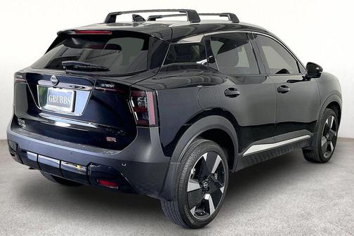 Super Black 2026 Nissan Kicks SR