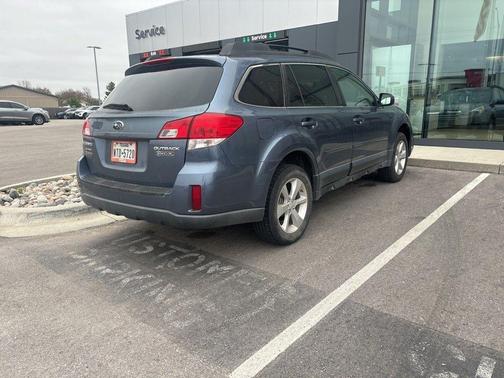 2013 Subaru Outback 2.5i Premium